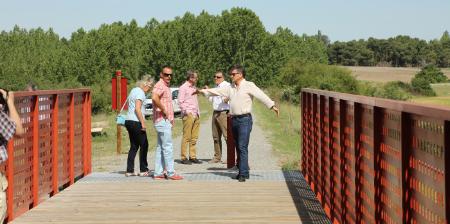 Imagen El presidente de la Diputación realiza una visita a la Vía Verde