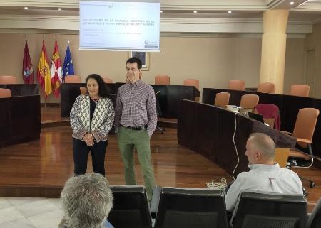 Imagen Movilidad eléctrica, inteligencia artificial y hablar en público centran el último trimestre del año en la Escuela de Gestión y Buen Gobierno de la Diputación de Segovia